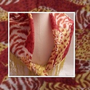 New with tags Huge Animal Print Stole Scarf Wool